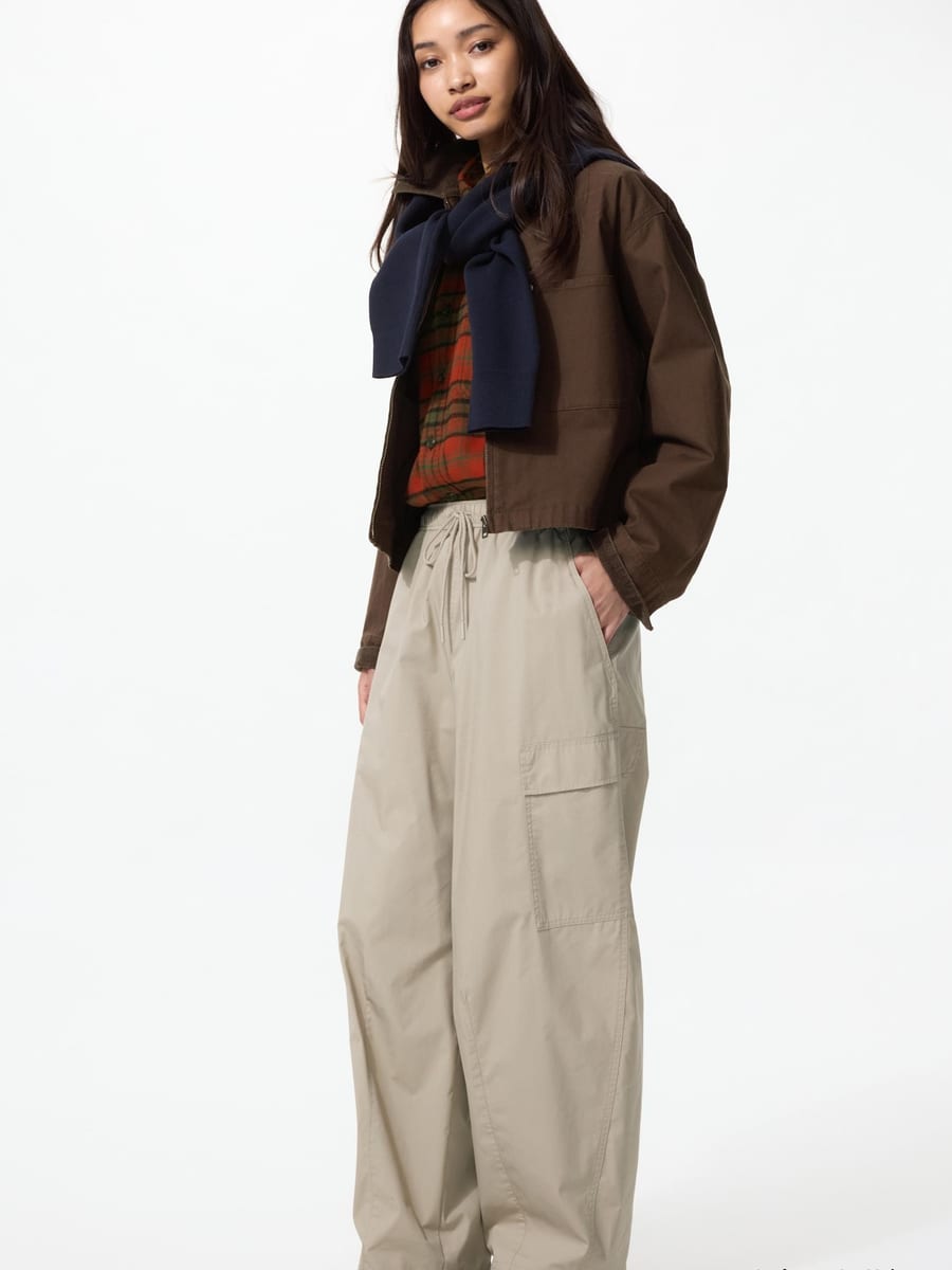 Wide-Leg Wool Trouser — model front